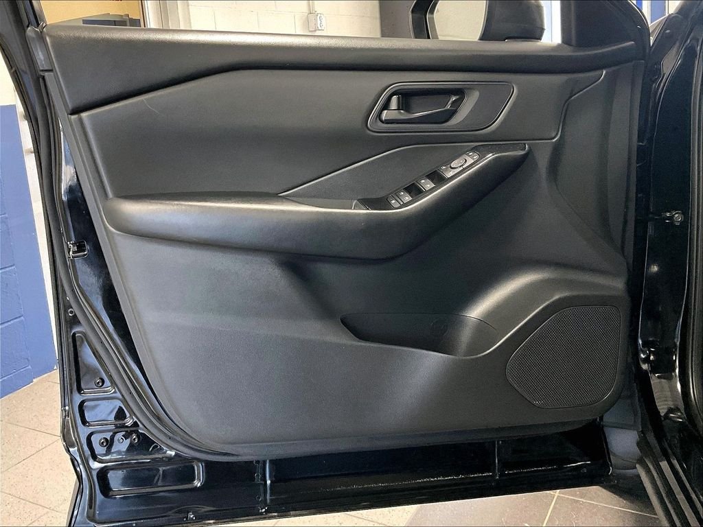 Certified Used 2024 Black Nissan S image 9