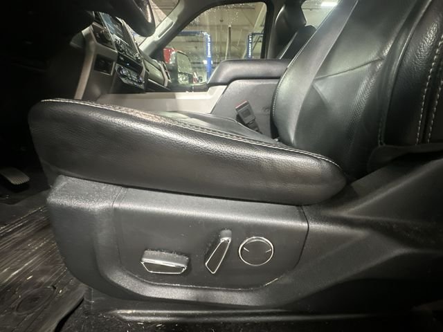 Used 2018 Shadow Black Ford Lariat image 18