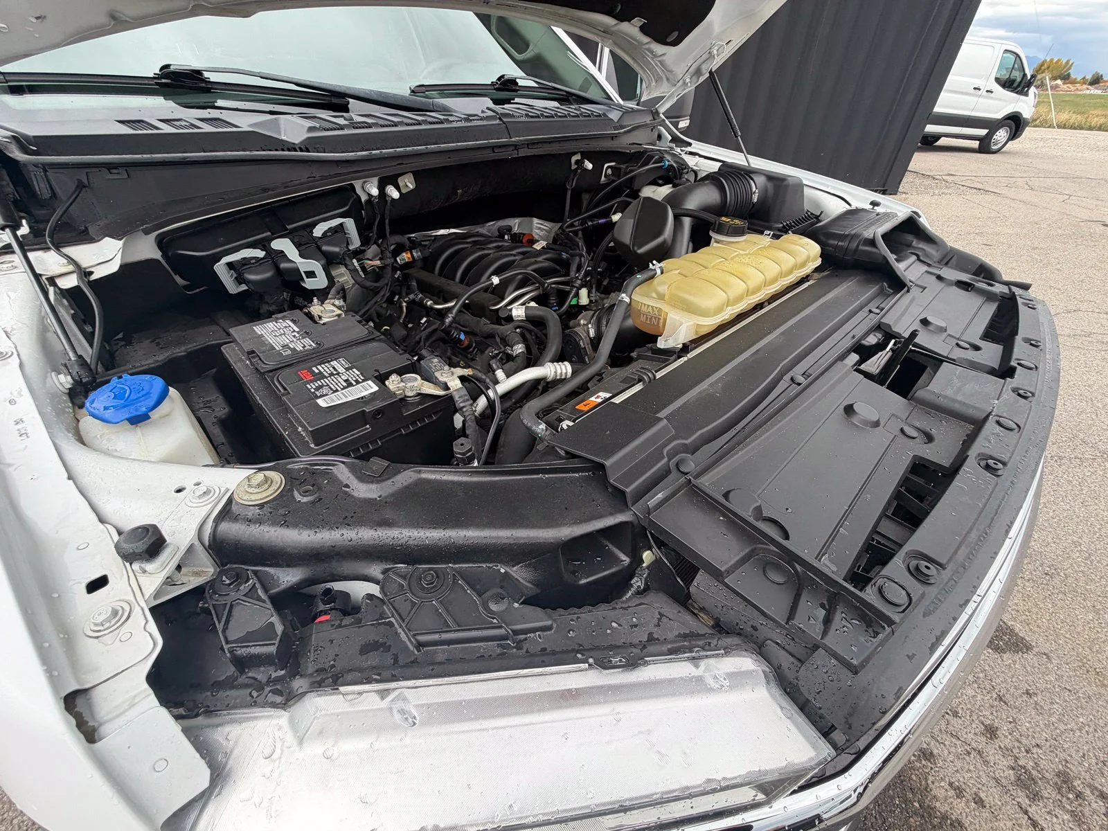 Used 2020 White Ford XLT image 33