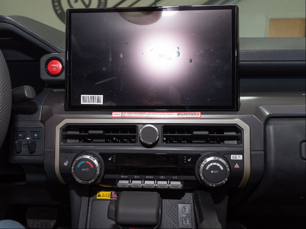 2026 Toyota Tacoma TRD Off Road - Photo 12