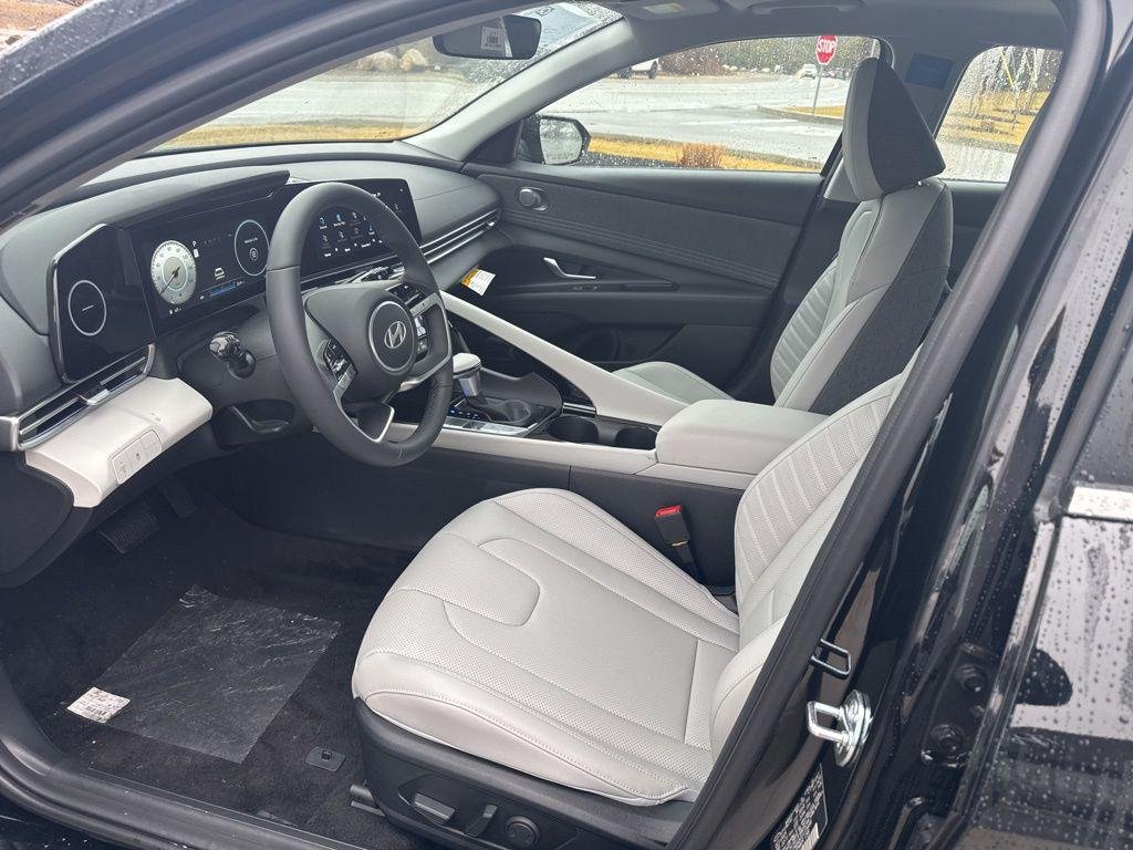 New 2026 Black Hyundai Limited image 14