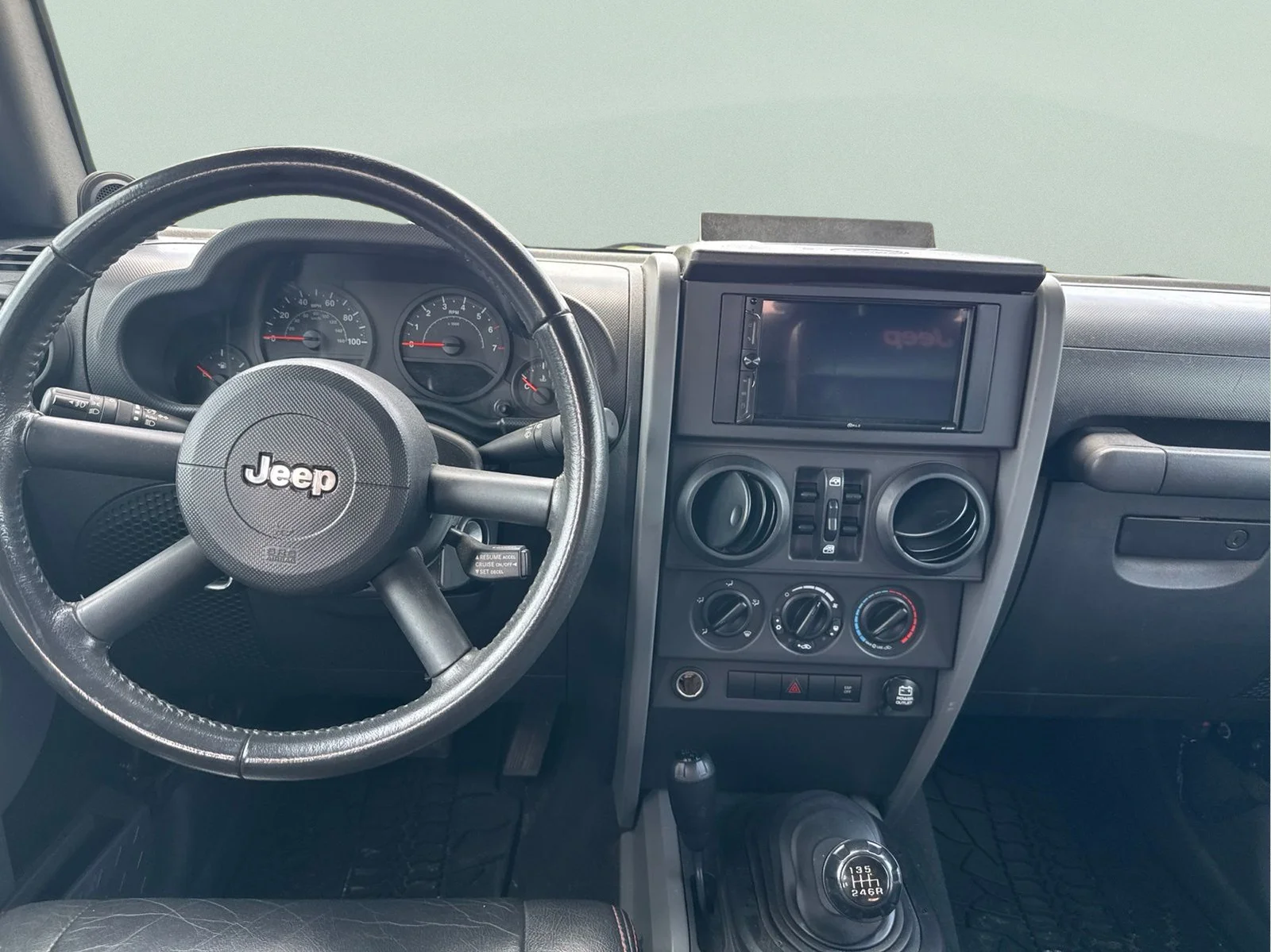 Used 2008 Black Jeep Unlimited X image 25