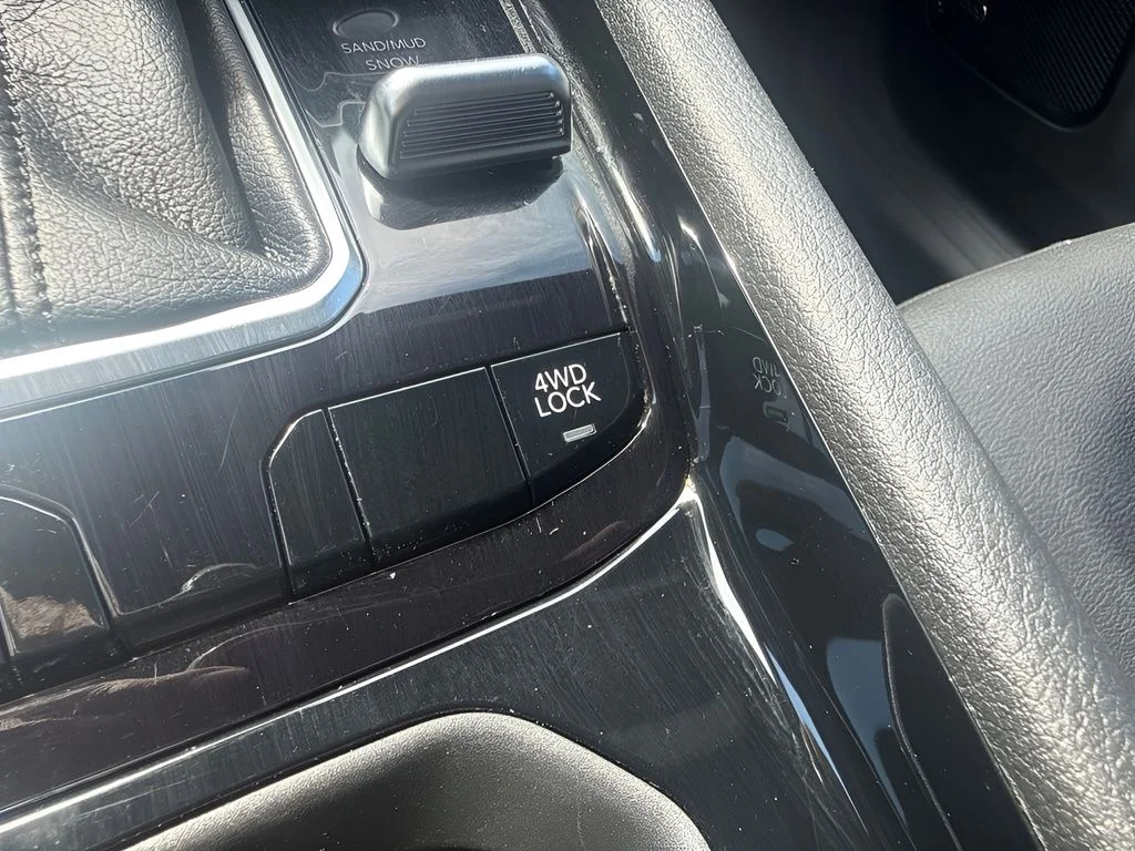 Used 2025 Black Jeep Limited image 23