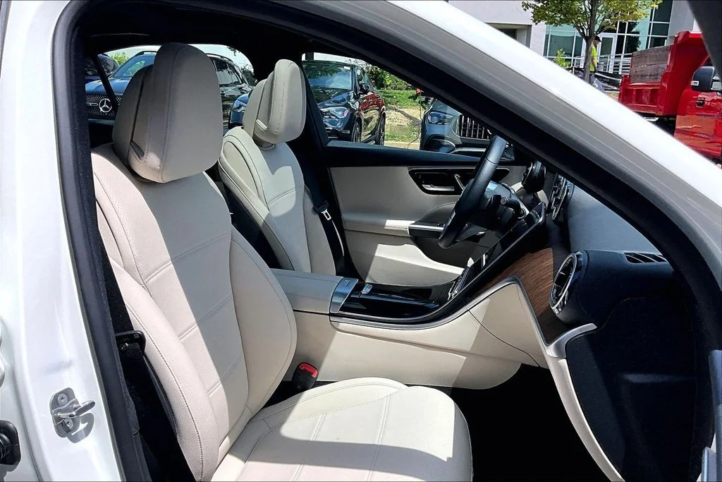 Used 2026 White Mercedes-Benz C 300 image 7