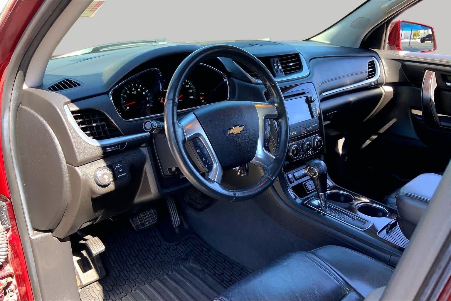 Used 2015 Siren Red Tintcoat Chevrolet LTZ image 18