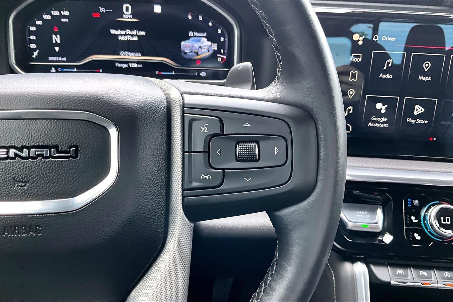 Used 2023 ONYX BLACK GMC Denali image 23