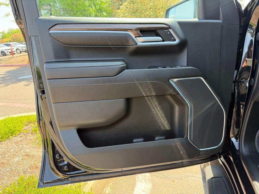 Used 2023 Black Chevrolet LT Trail Boss image 11