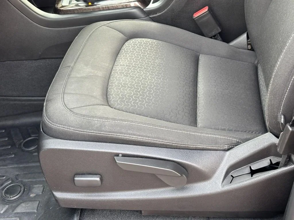 Used 2019 Onyx Black GMC 4WD SLE image 14