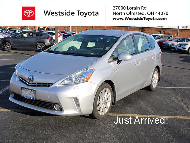 Used 2014 Classic Silver Metallic Toyota Five image 1