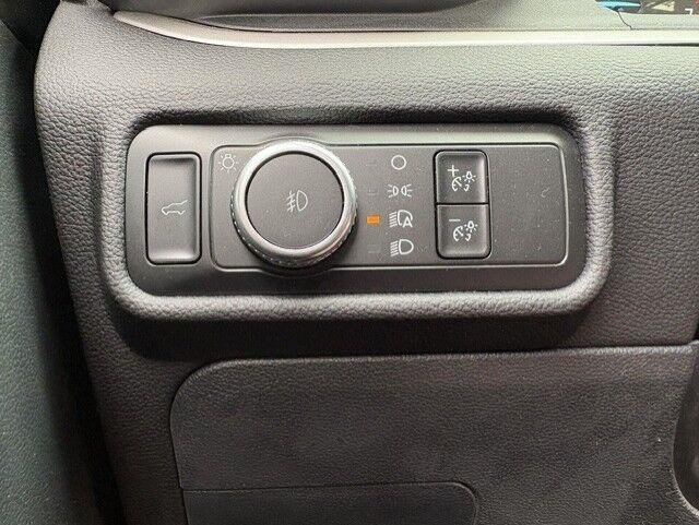Used 2022 Stone Blue Ford XLT image 13