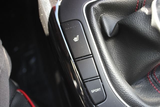 Used 2023 White Kia GT image 12