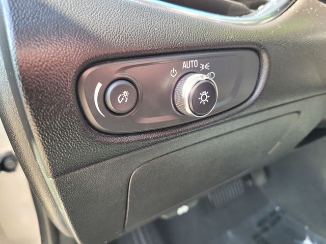 Used 2024 Gray Chevrolet LT image 19