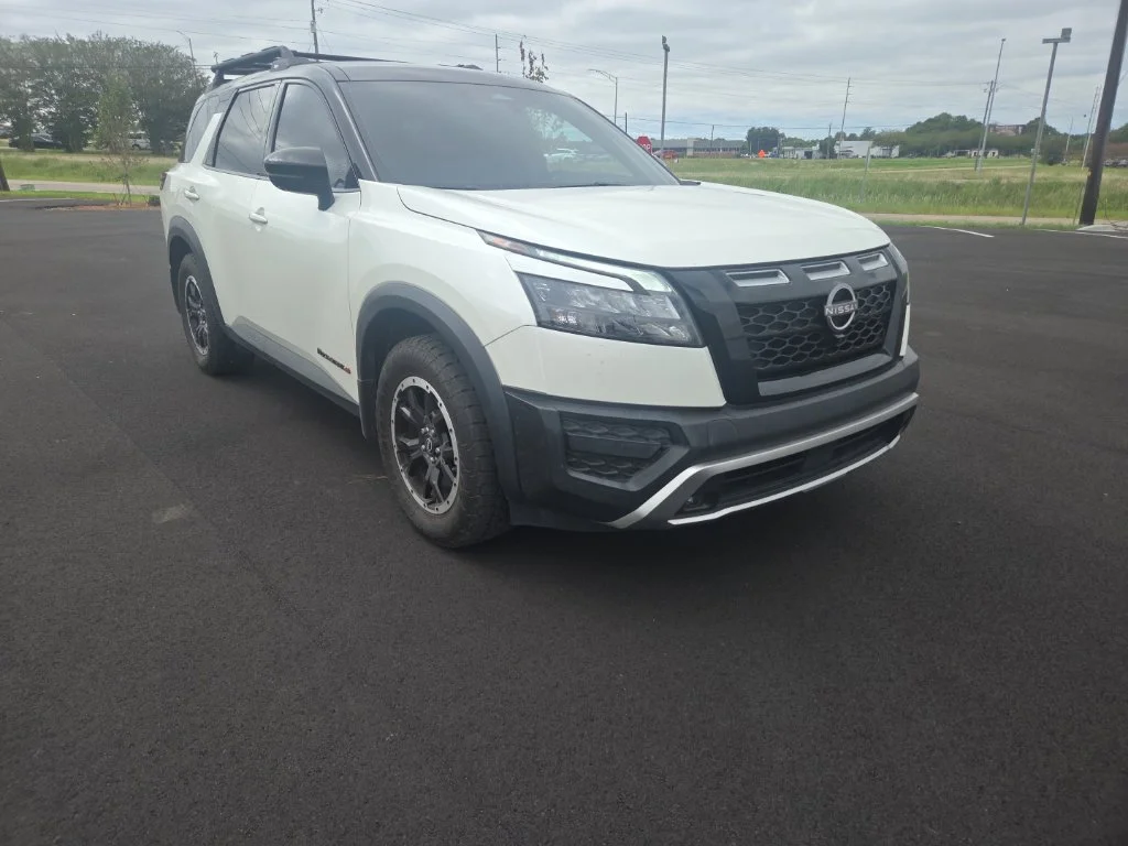 Used 2024 White Nissan Rock Creek image 17