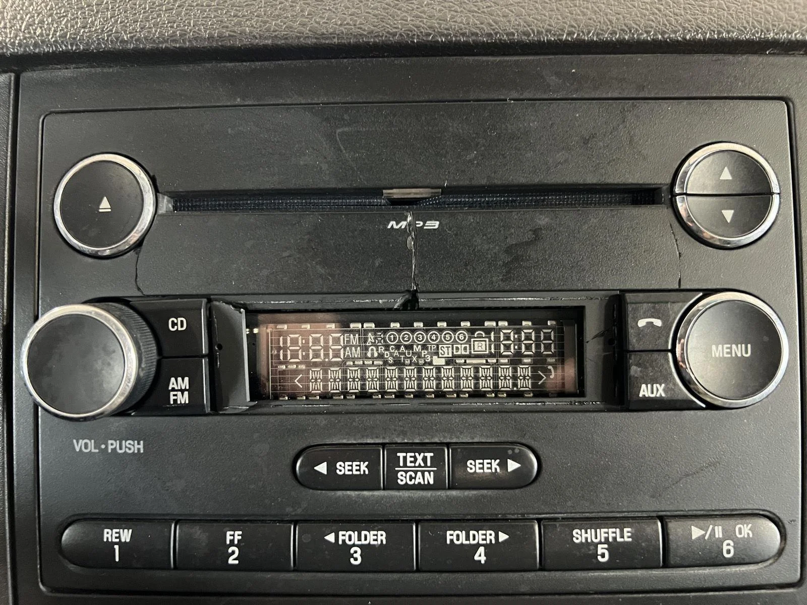 Used 2011 Pale Adobe Metallic Ford XL image 28