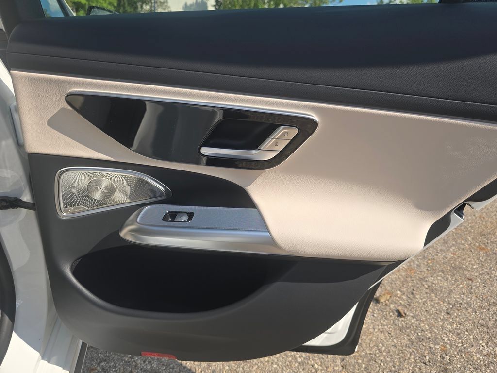 New 2027 Polar White Mercedes-Benz E 350 image 62