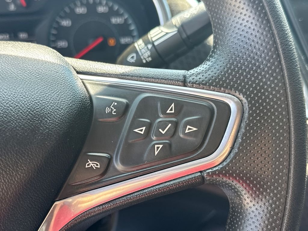 Used 2019 Silver Chevrolet LT image 33