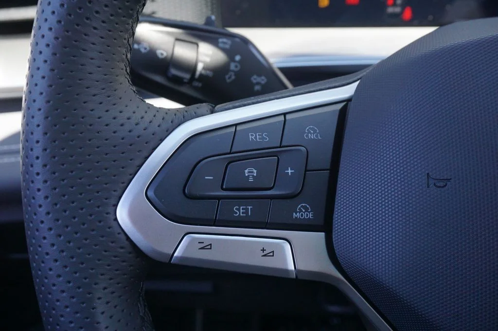 New 2026 Blue Volkswagen 2.0T SE R-Line Black image 20