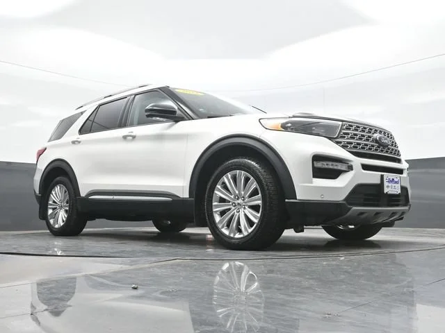 Used 2021 White Ford Limited image 23