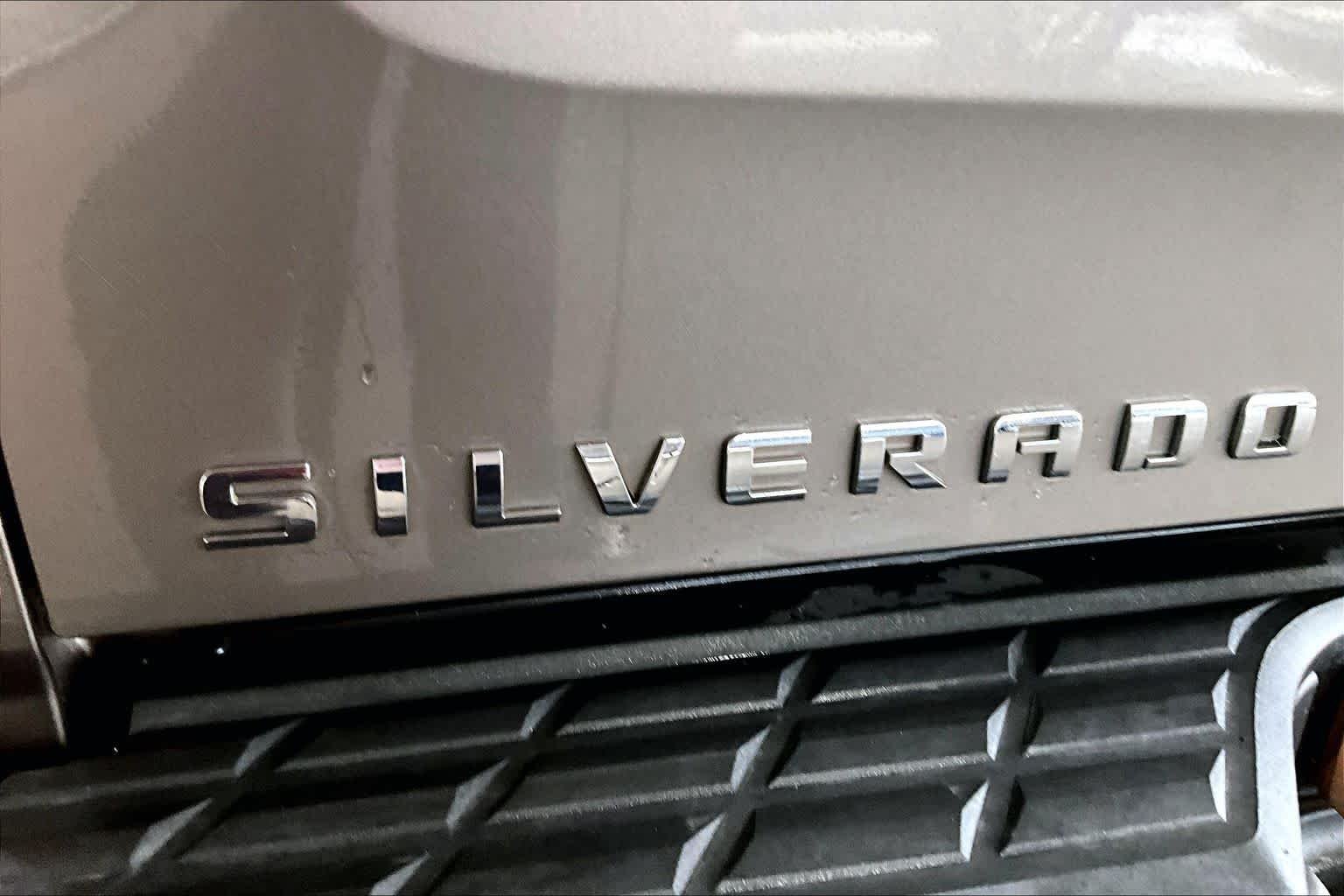 Used 2012 Mocha Steel Metallic Chevrolet LT image 29