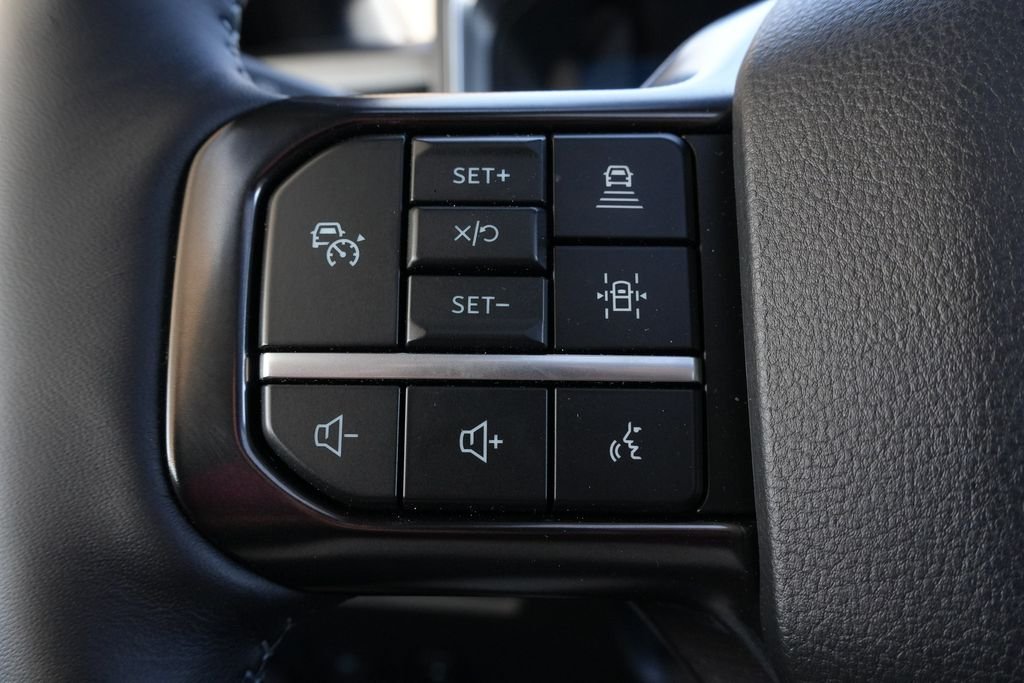 Used 2026 Star White Ford Platinum image 20