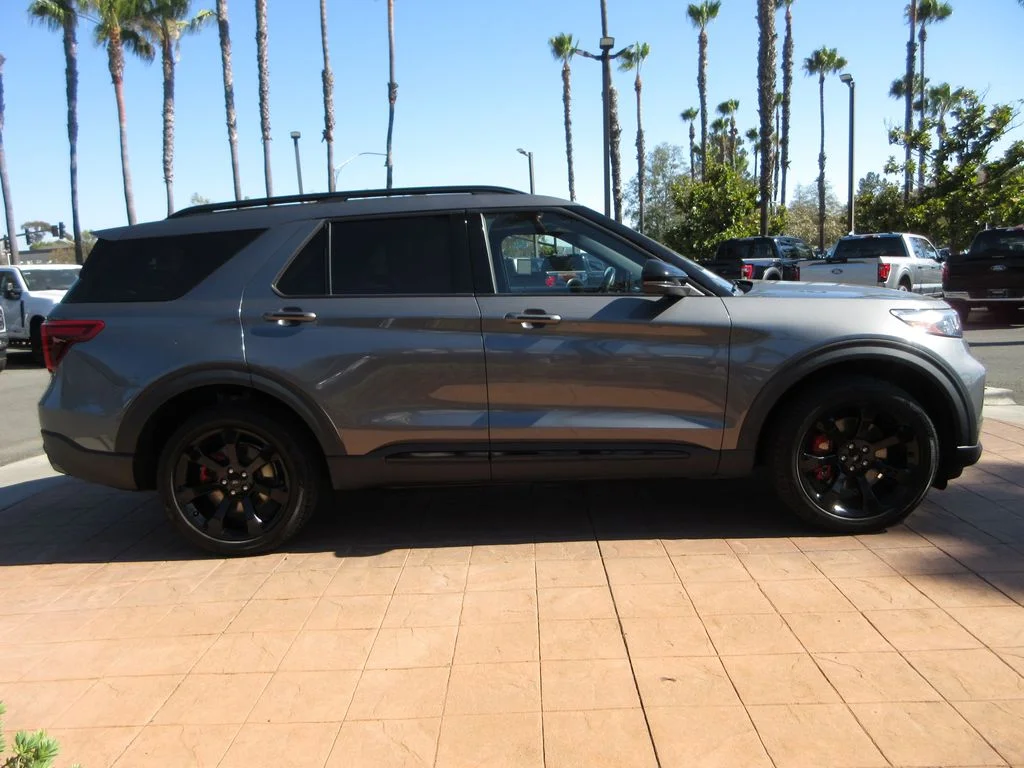 Certified Used 2023 Gray Metallic Ford ST image 5