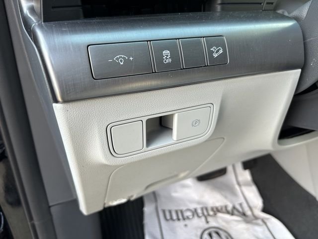 2025 Hyundai Kona SEL - Photo 14