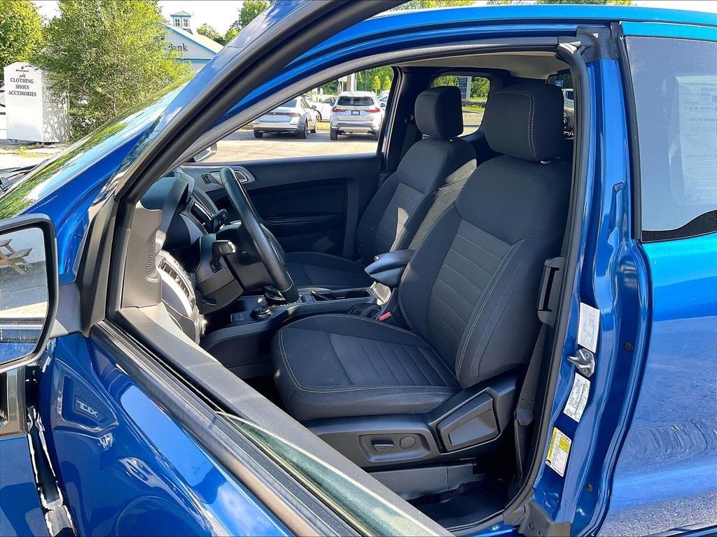 Used 2019 Blue Ford XLT image 10