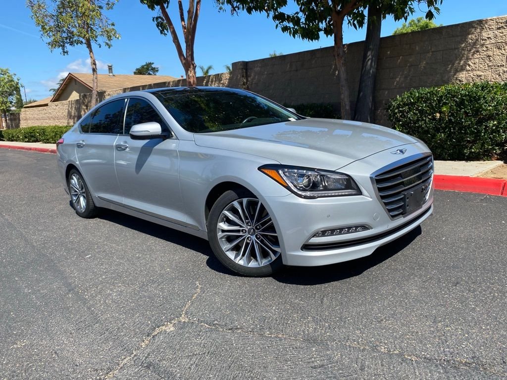 Used 2017 Silver Genesis 3.8 image 1