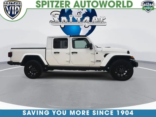Used 2024 White Jeep Sport image 10
