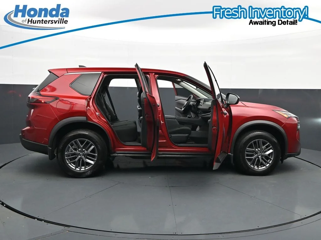 Used 2024 Scarlet Nissan S image 38