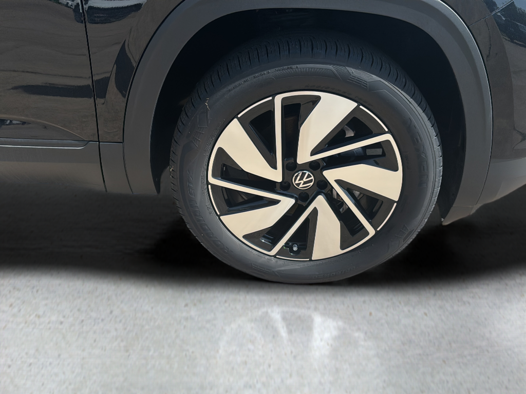 2026 Volkswagen Atlas SE w/Tech - Photo 9