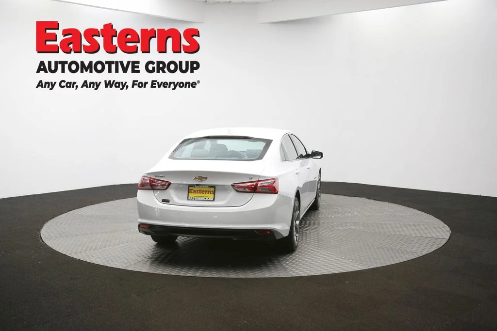 Used 2021 White Chevrolet LT image 39