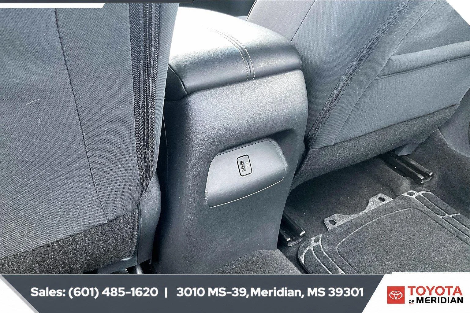 Used 2025 Atlantic Gray Metallic Nissan SV image 24