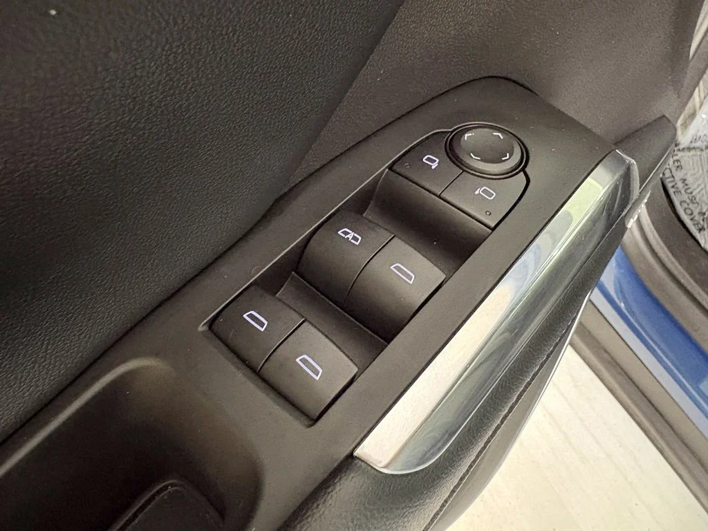 Used 2025 Blue Chevrolet LT image 25