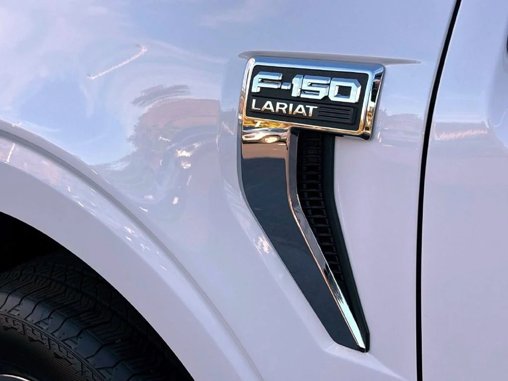 Used 2026 White Metallic Ford Lariat image 8