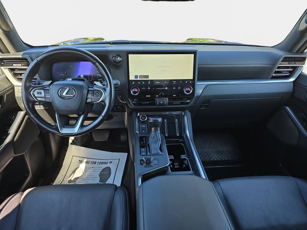 Certified Used 2024 CAVIAR Lexus 550 Luxury image 9