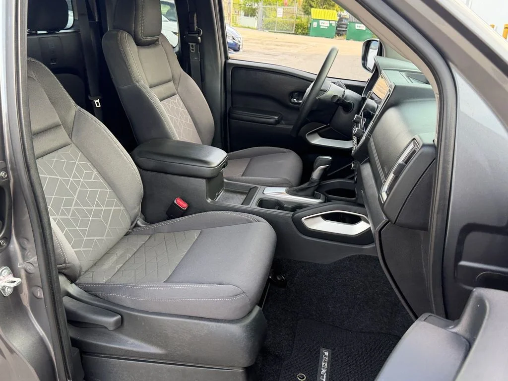 Used 2025 Gray Nissan SV image 15