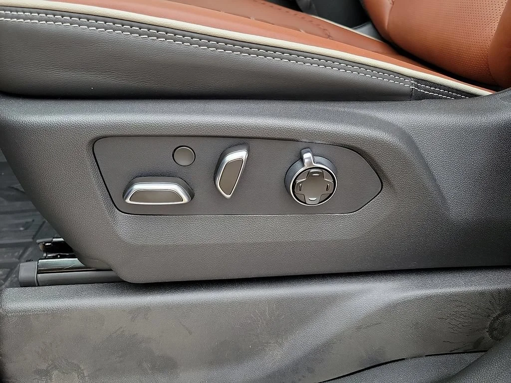 2026 GMC Sierra 2500HD Denali Ultimate - Photo 20