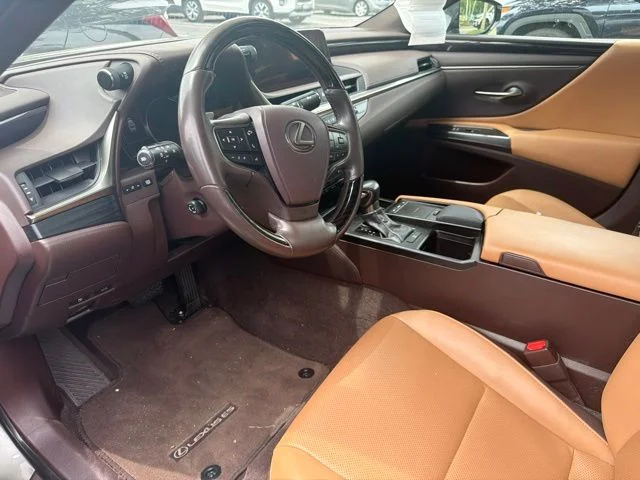 Used 2021 Silver Lexus 250 image 7