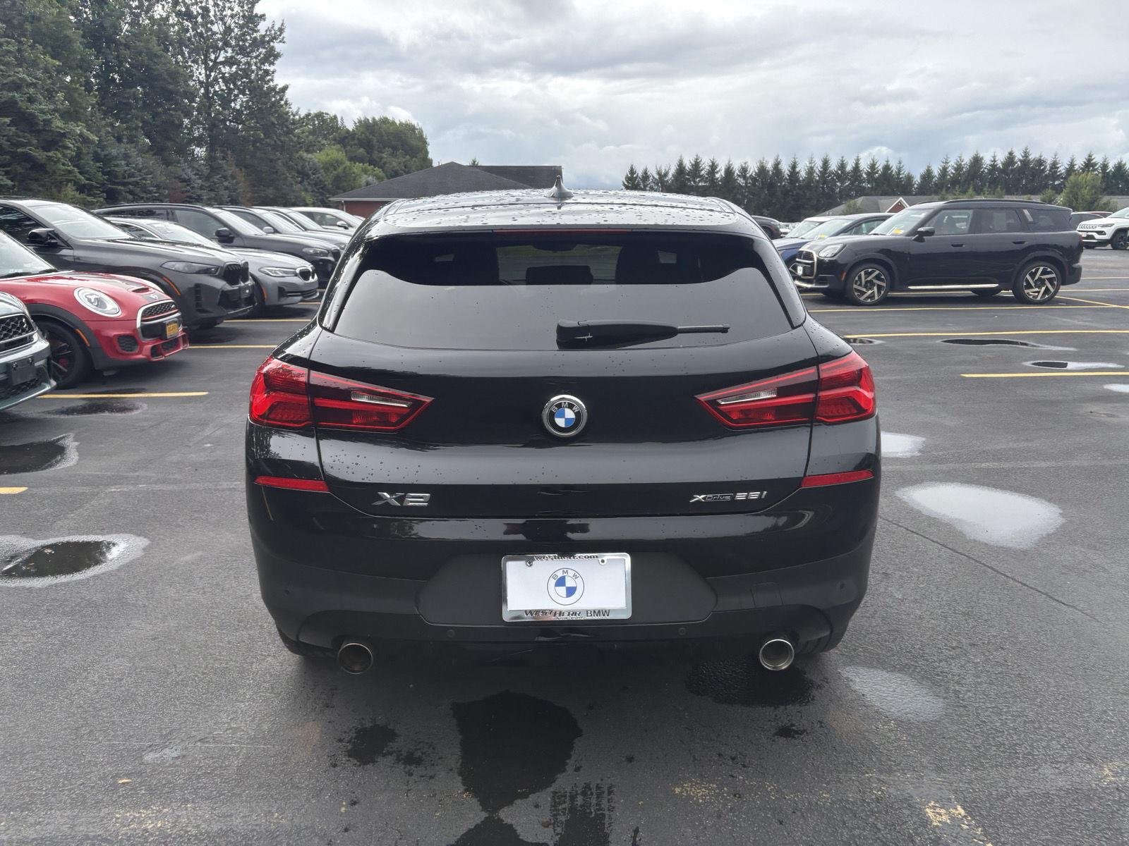 Used 2018 Black Sapphire Metallic BMW xDrive28i image 6