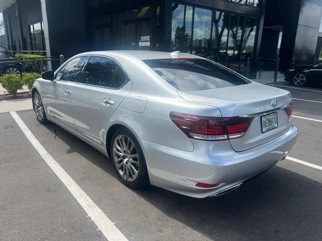 Used 2015 Silver Lexus 460 L image 3
