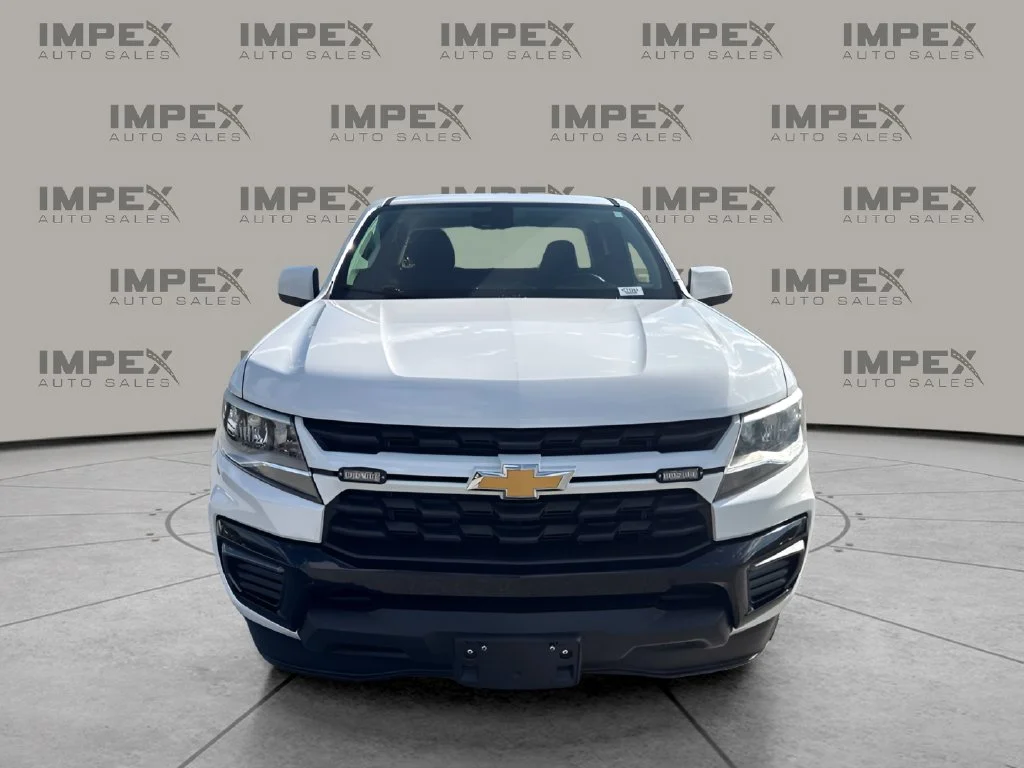 Used 2022 White Chevrolet LT image 8