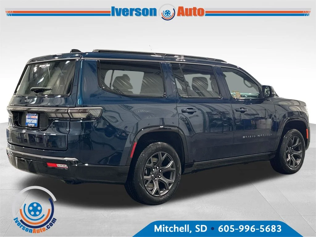 New 2026 Blue Jeep Limited Altitude image 7
