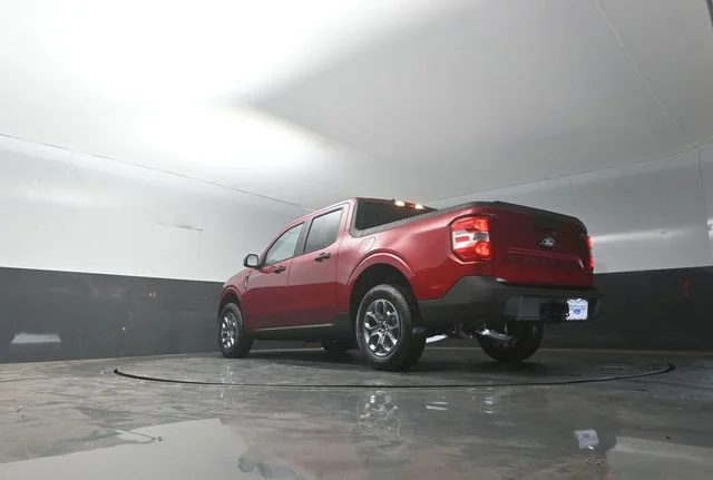 New 2026 Ruby Red Metallic Tinted Clearcoat Ford XLT image 34