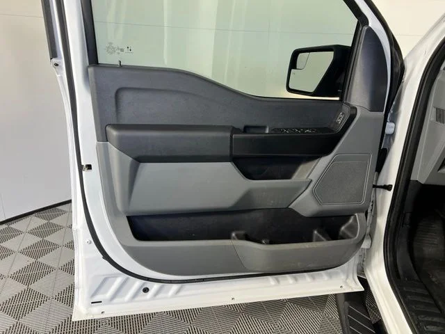 Used 2022 White Ford XL image 15