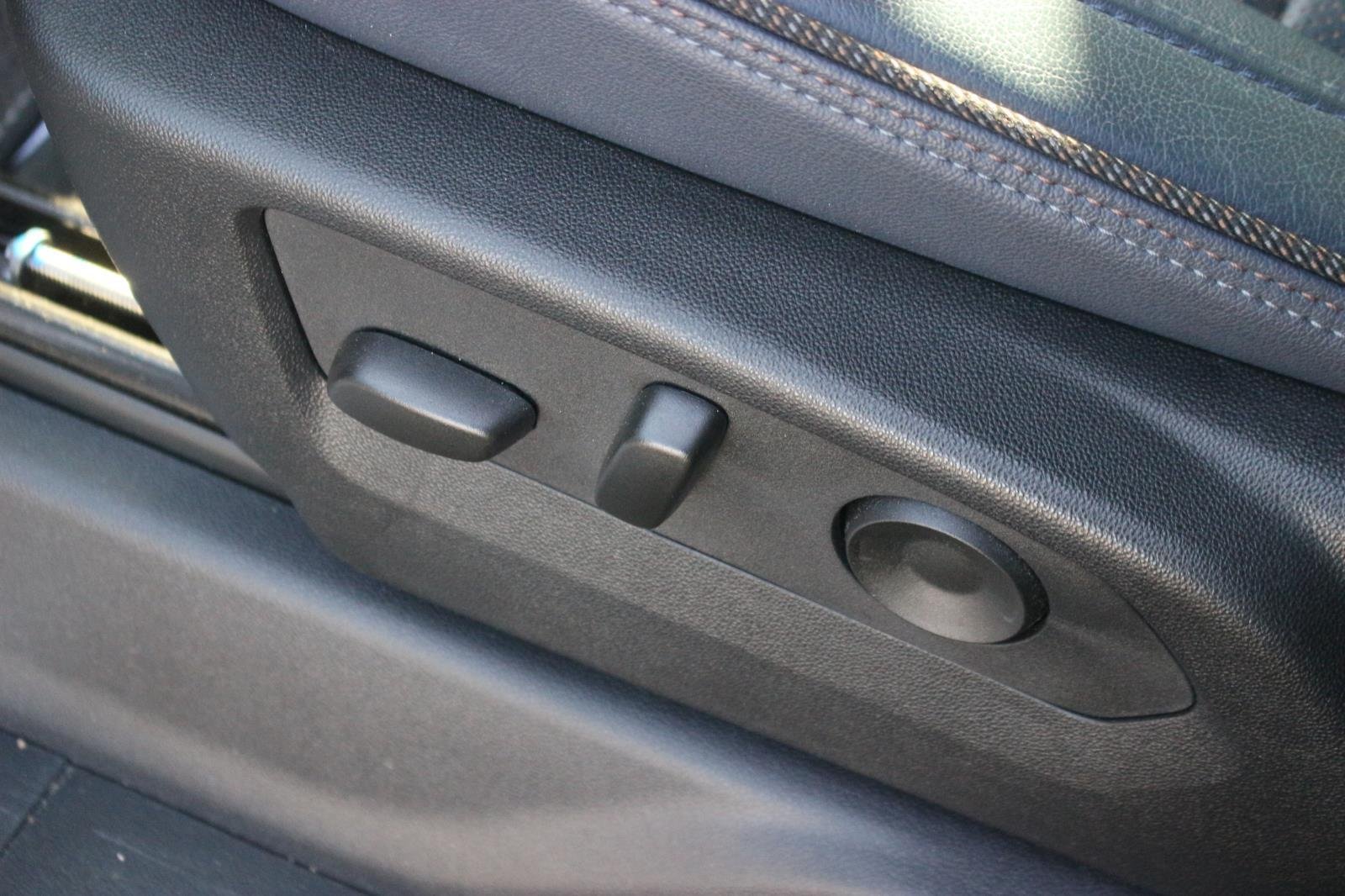 Used 2025 Black Chevrolet High Country image 18