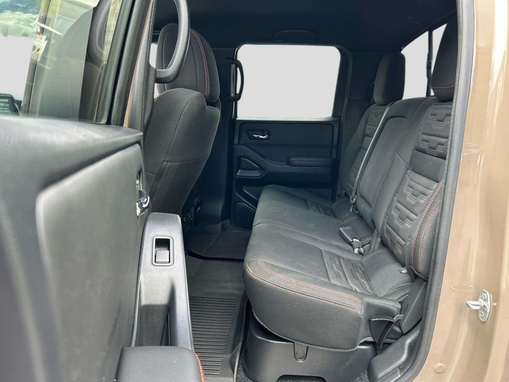 Used 2023  Nissan PRO-4X image 12