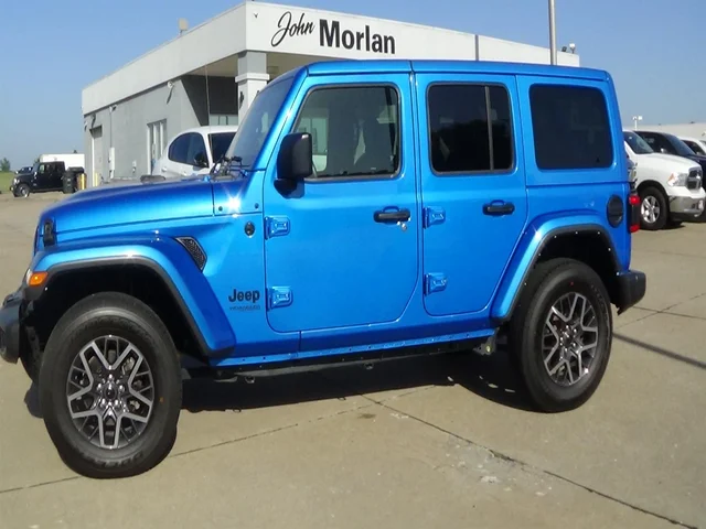 2021 Jeep Wrangler Unlimited Sahara Altitude