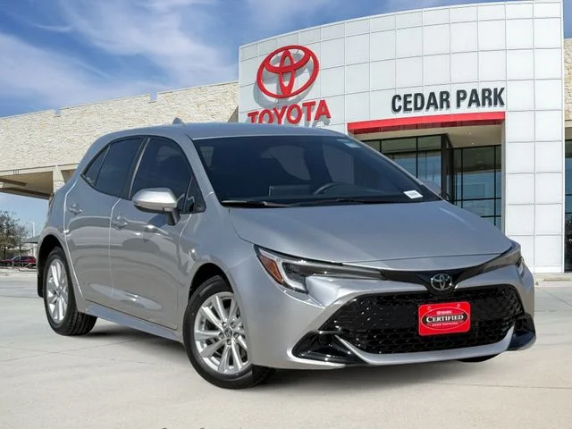 2025 Toyota Corolla Hatchback SE