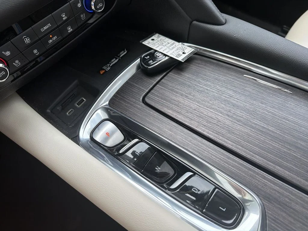 Used 2023 White Buick Avenir image 16